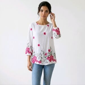 Kindred Women's Peasant Embroidery  Multicolor White  Floral Top Sz PM